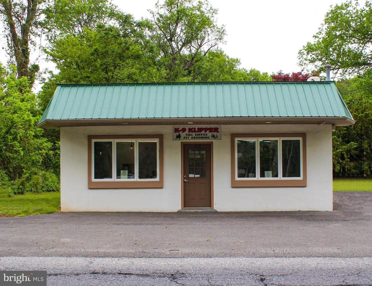 328 Garden Road - Photo 1