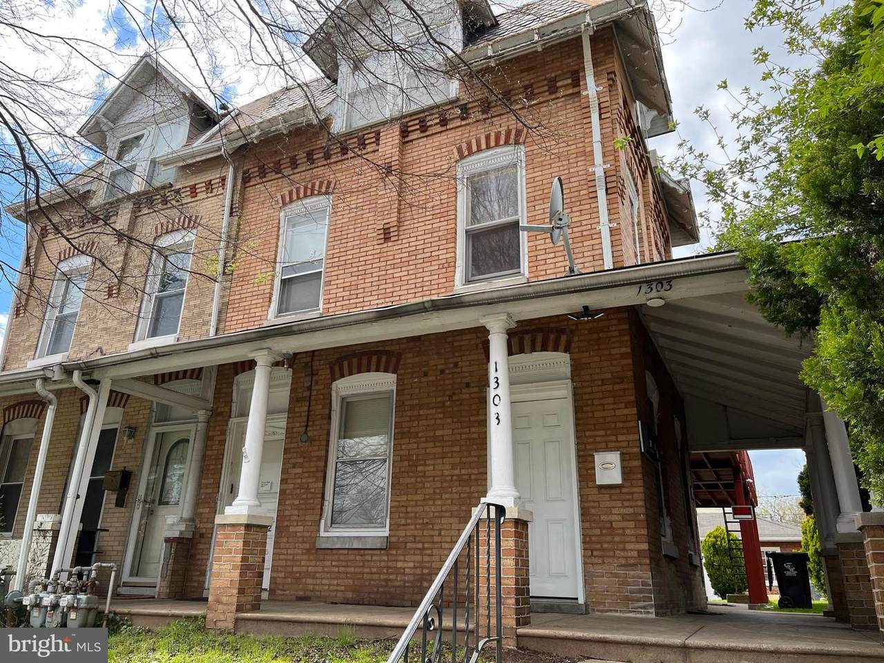 1303 Dekalb Street - Photo 1