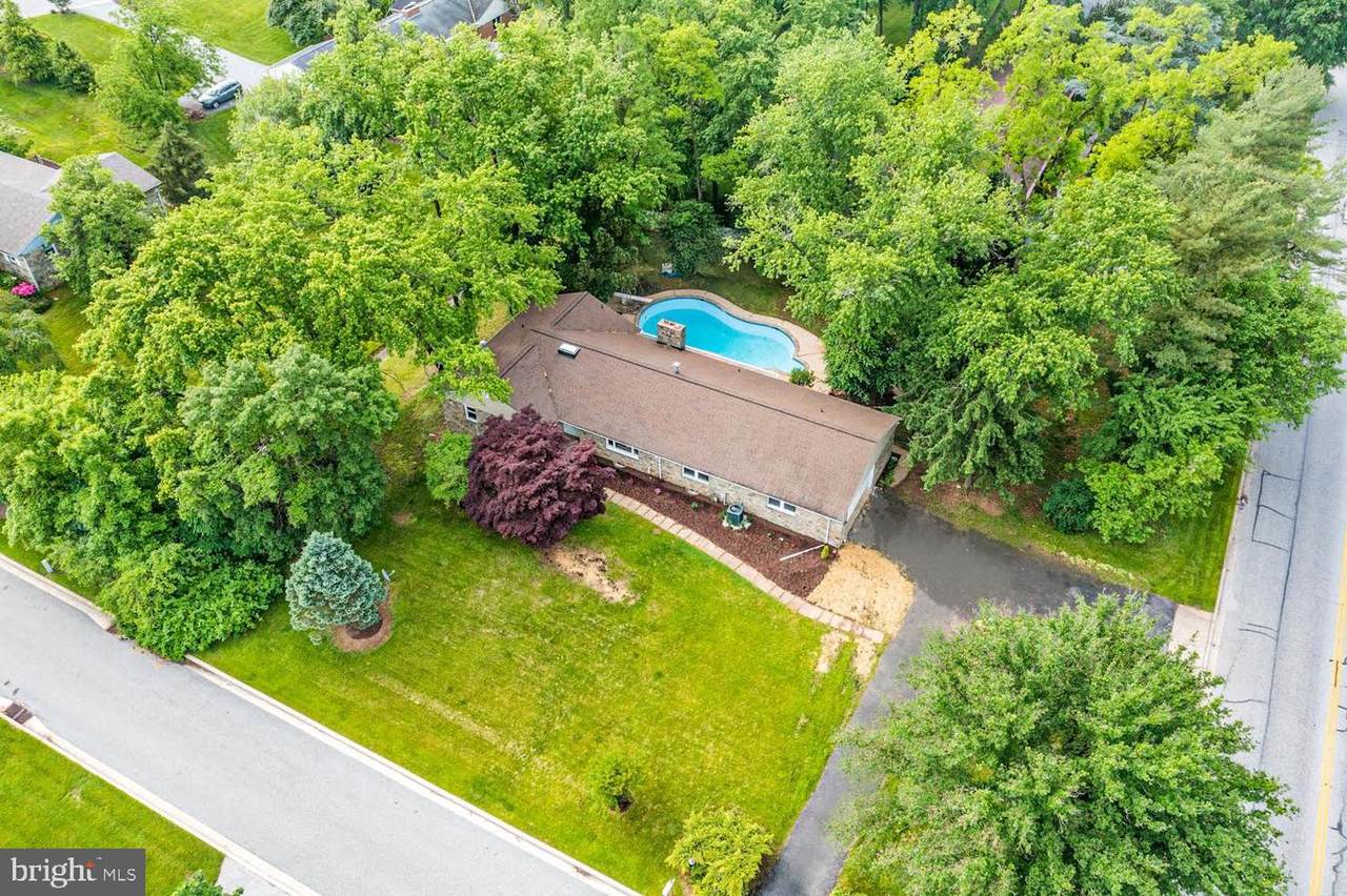 301 Coldbrook Road - Photo 1