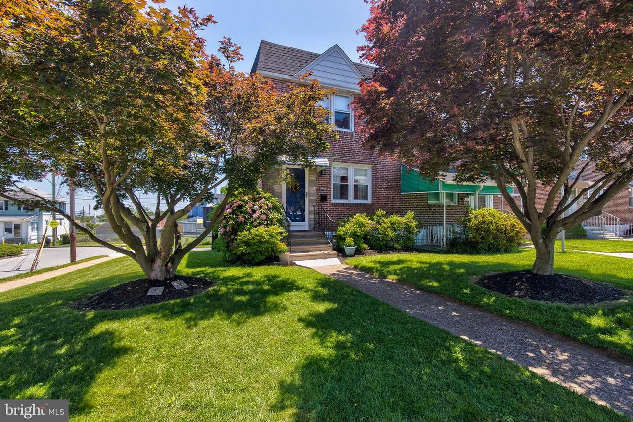 342 Comerford Terrace - Photo 1