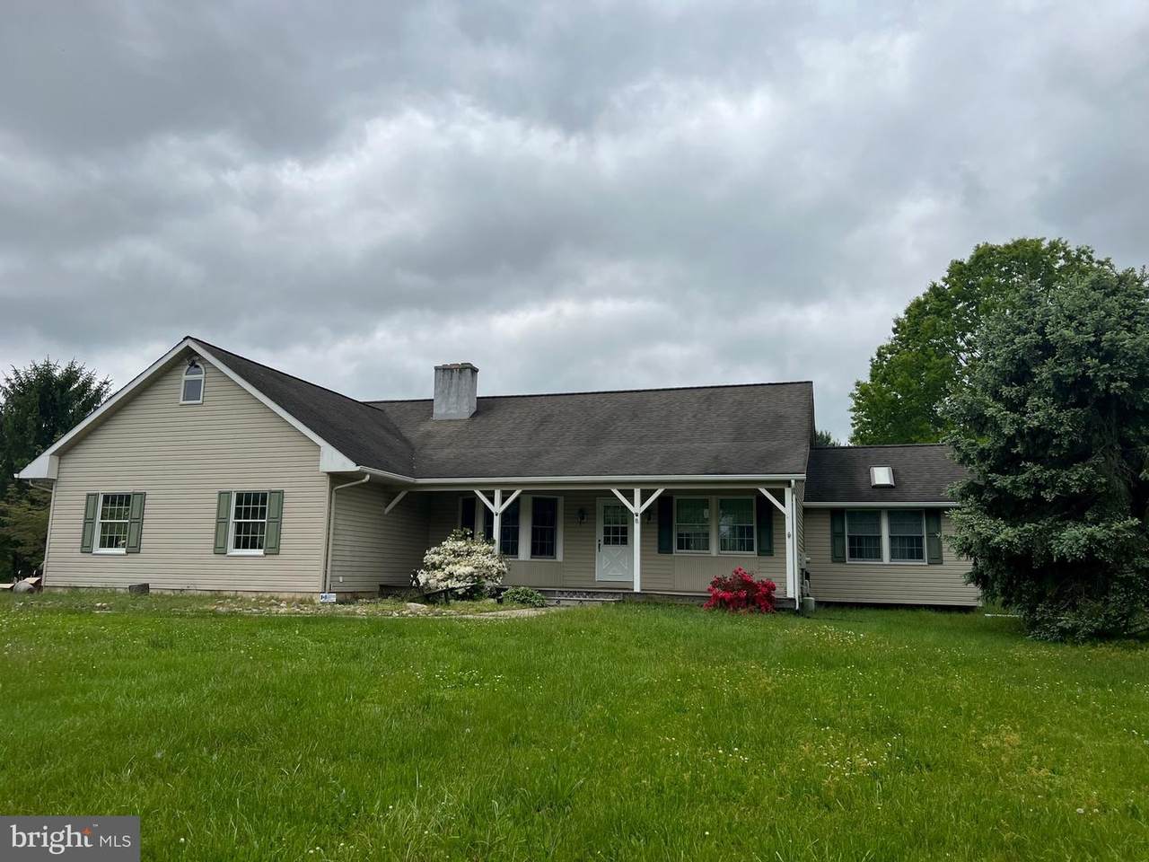 554 Buck Road - Photo 1