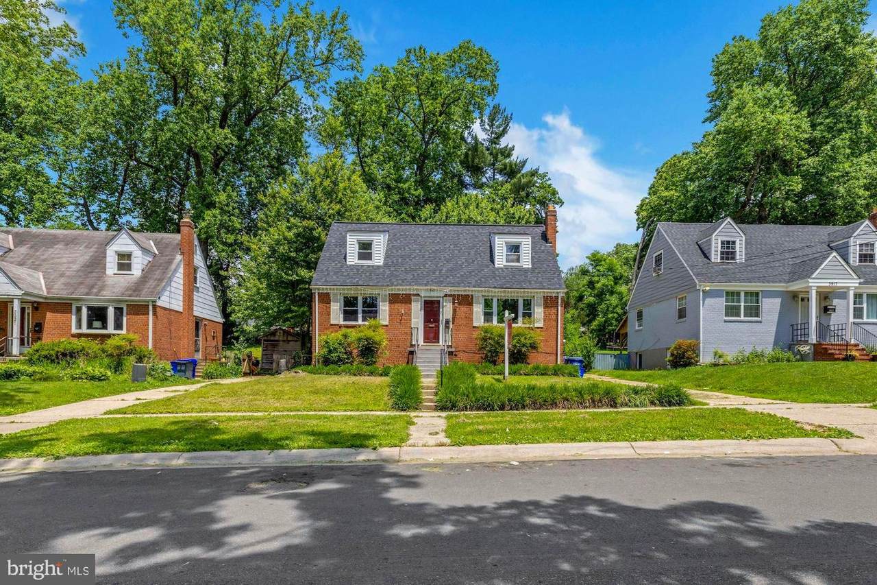 3919 Isbell Street - Photo 1