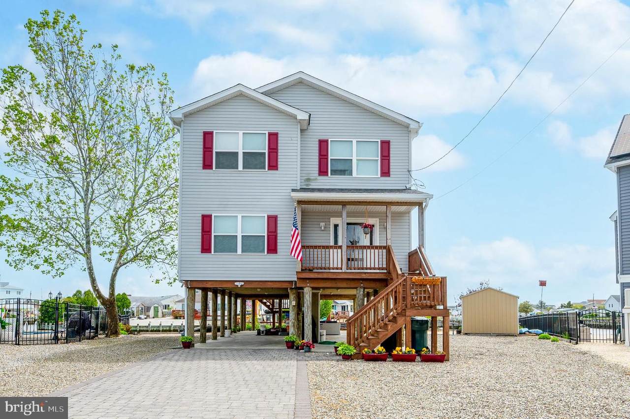 128 Lake Superior Drive - Photo 1