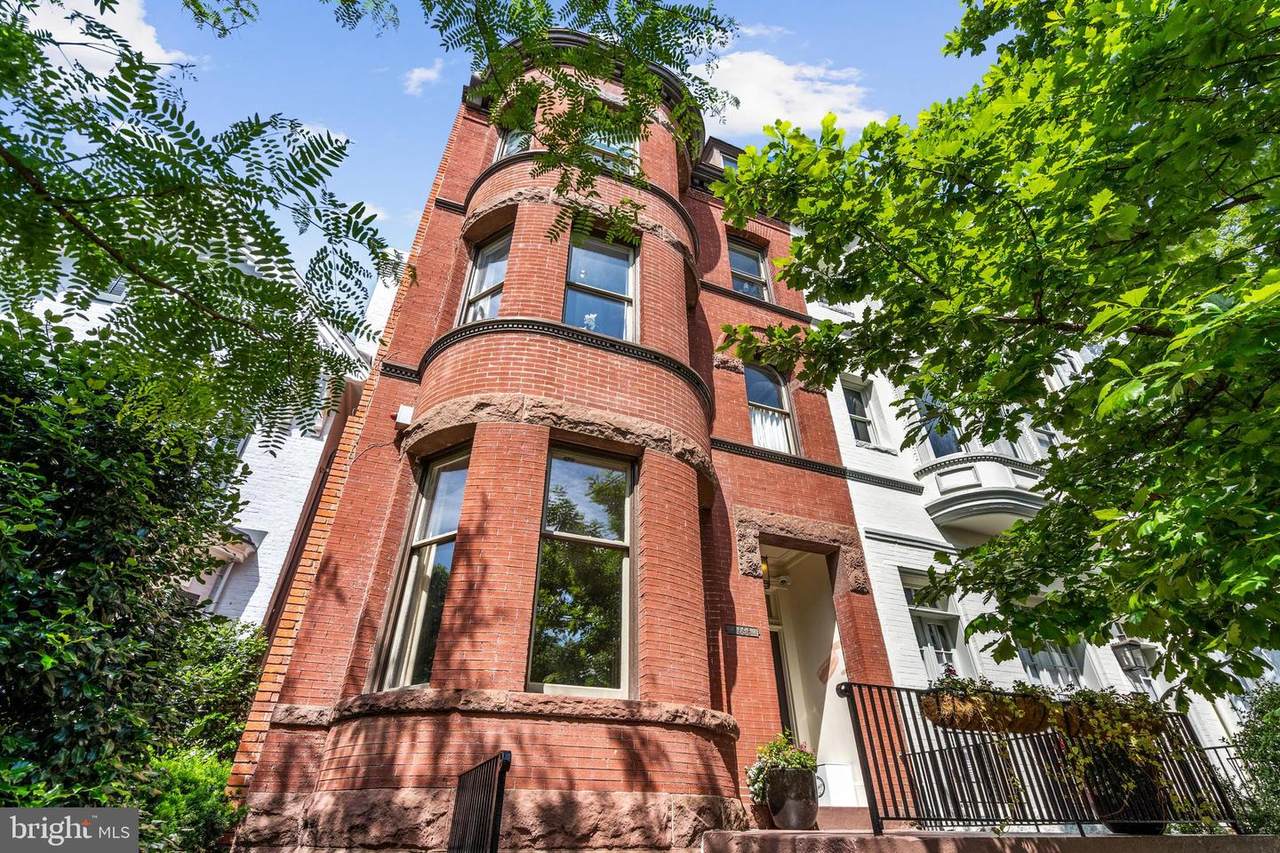 1696 31ST Street - Photo 1