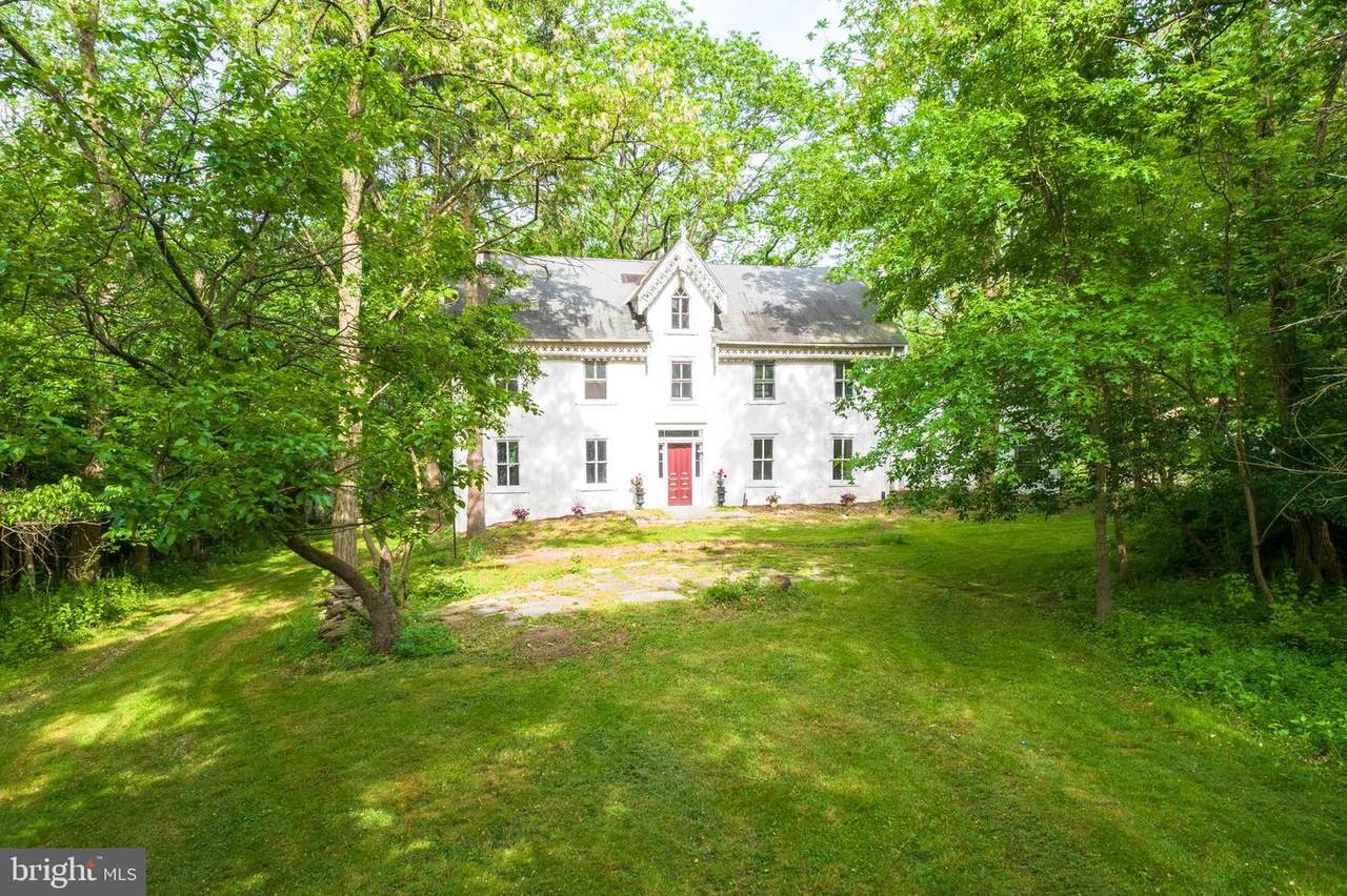 312 Burnside Avenue - Photo 1