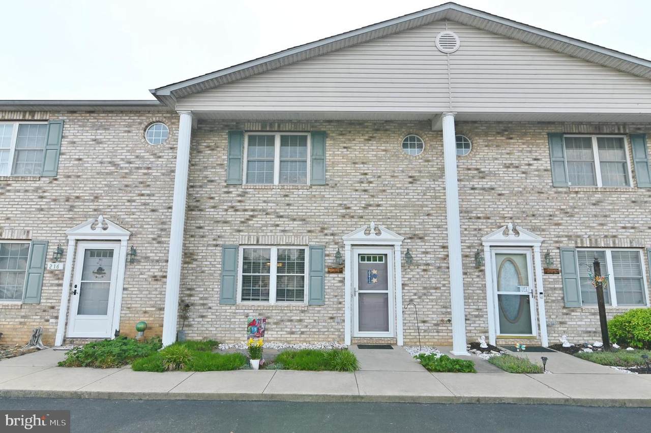 214 Waterbrook Court - Photo 1
