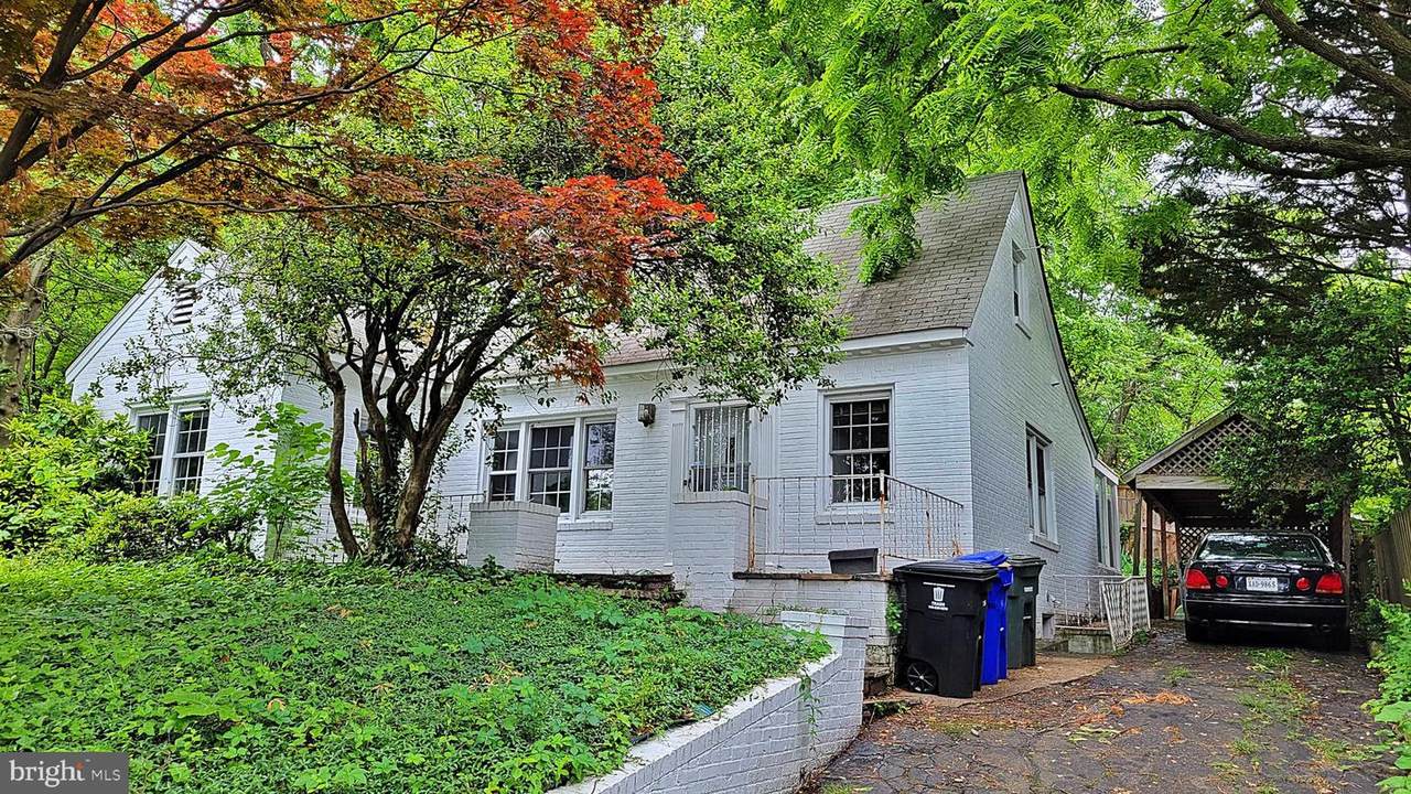 2725 Arlington Ridge Road - Photo 1