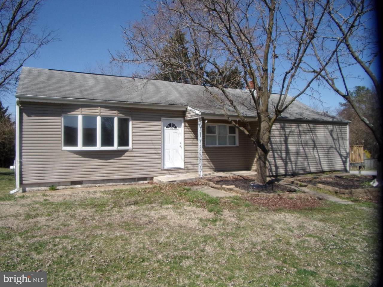 9035 Simms Avenue - Photo 1