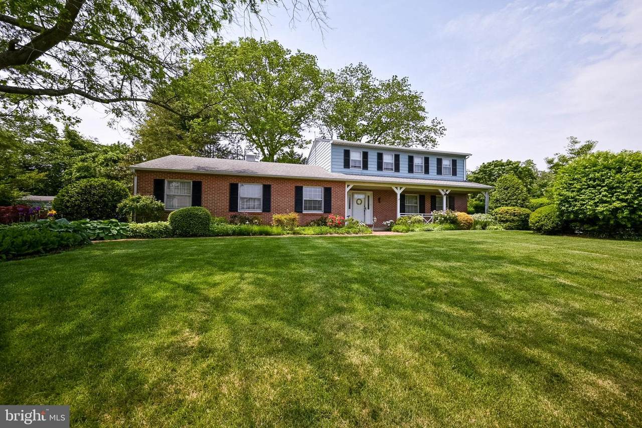 16860 Lancaster Road - Photo 1