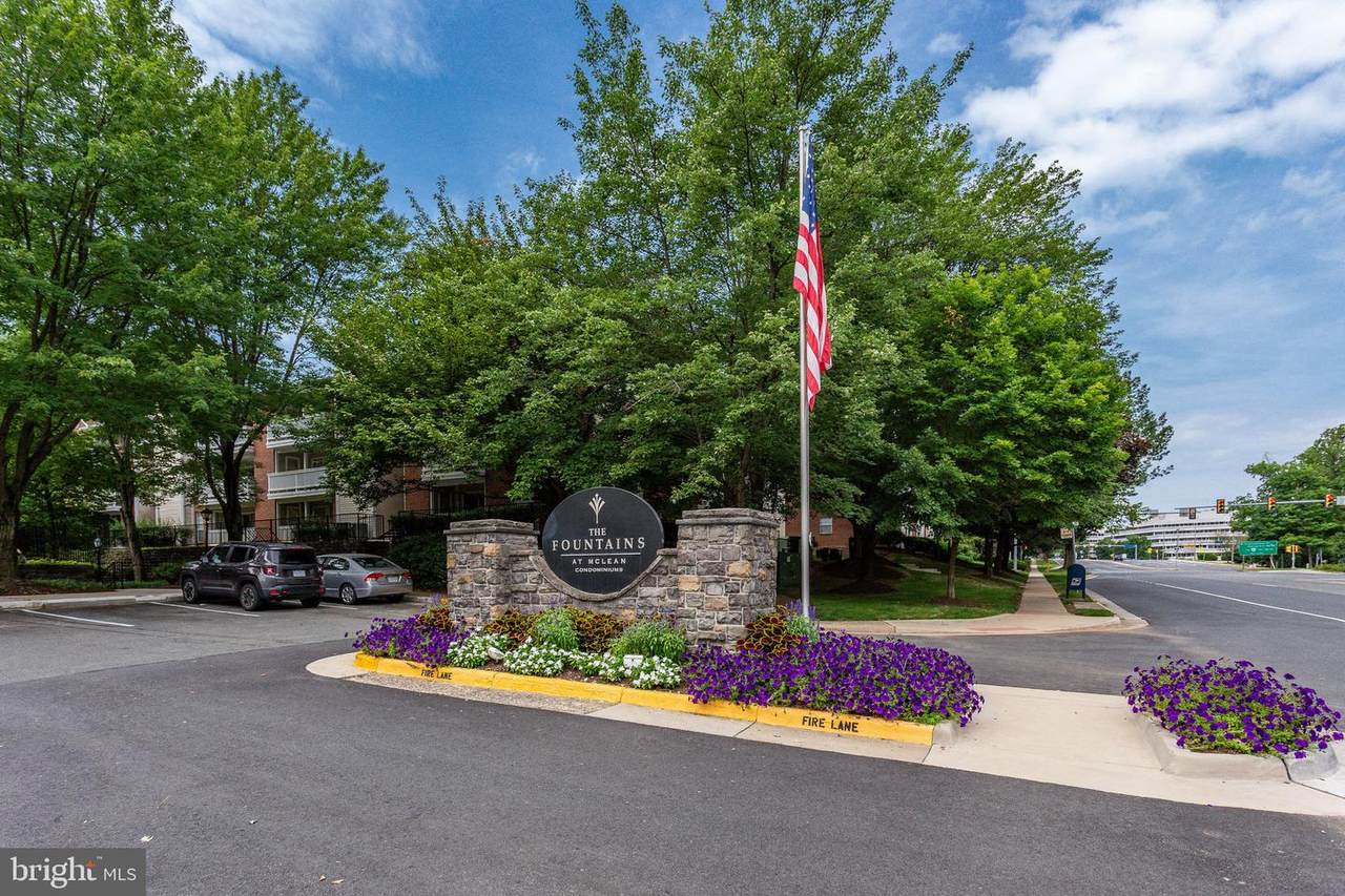 1524 Lincoln Way - Photo 1