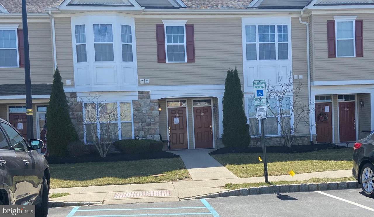 910 Van Gogh Court - Photo 1