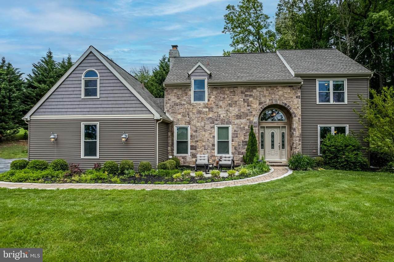 286 Greenridge Road - Photo 1