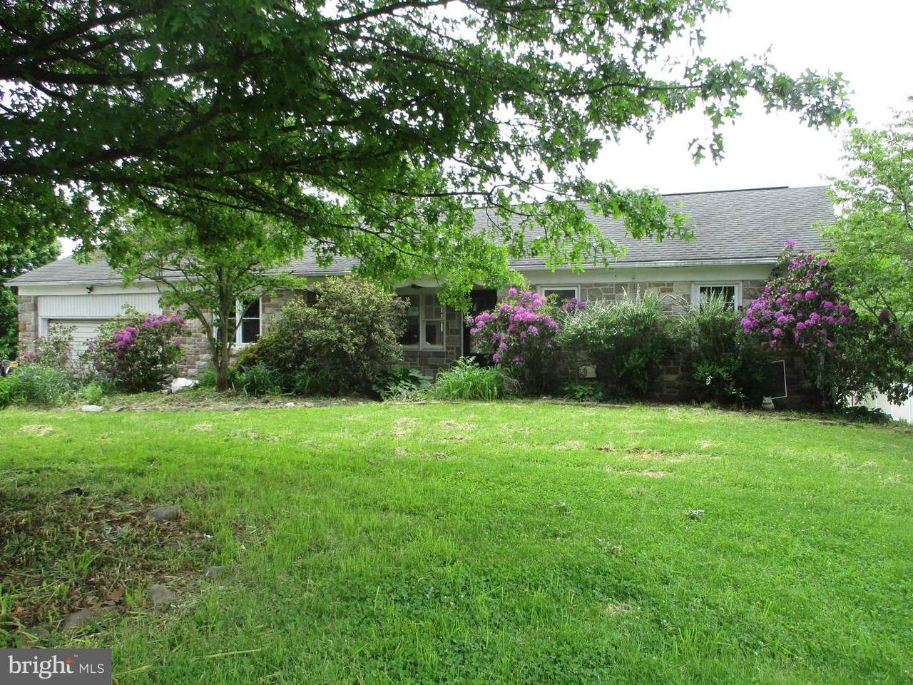 434 Moyer Road - Photo 1