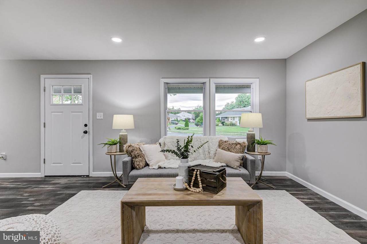 215 Dunlap Road - Photo 1