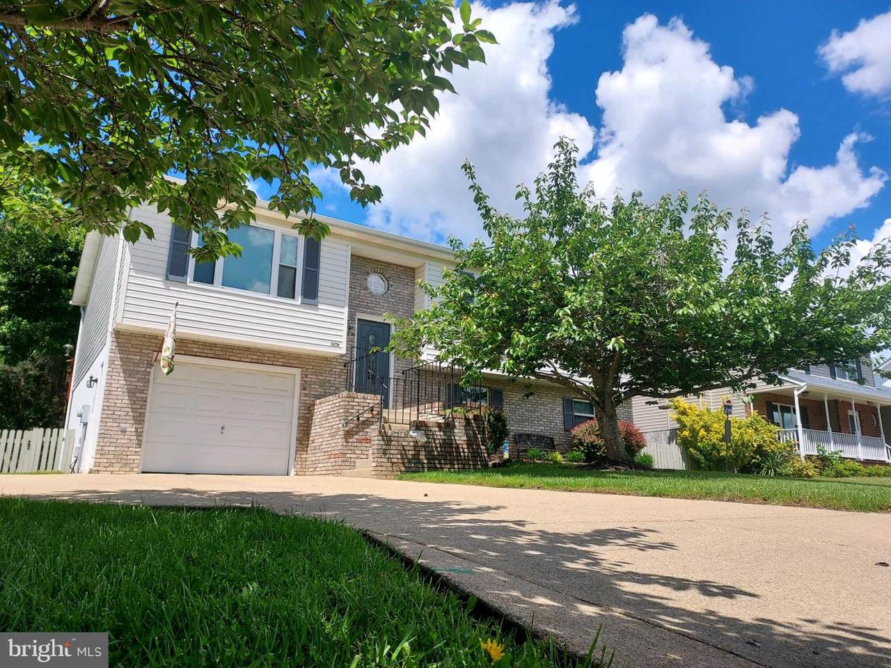 21967 Barkentine Court - Photo 1
