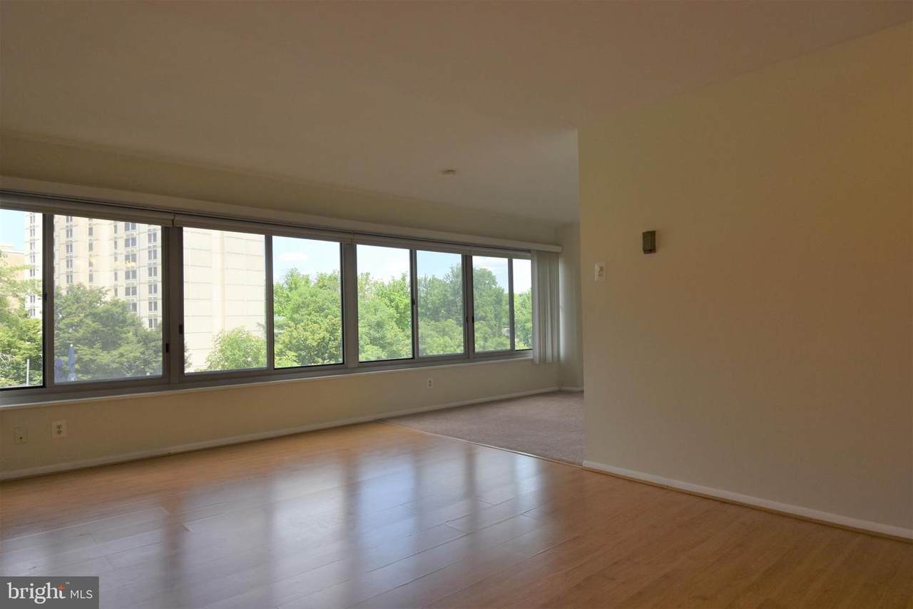 5340 Holmes Run Parkway - Photo 1