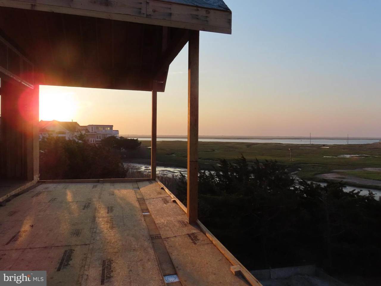 481 7TH Street - Photo 1