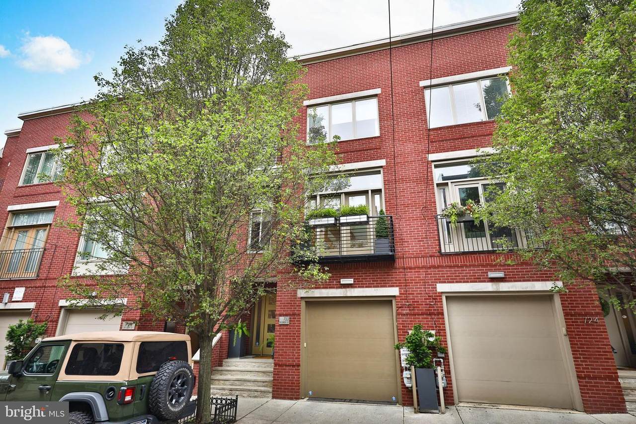 722 Uber Street - Photo 1