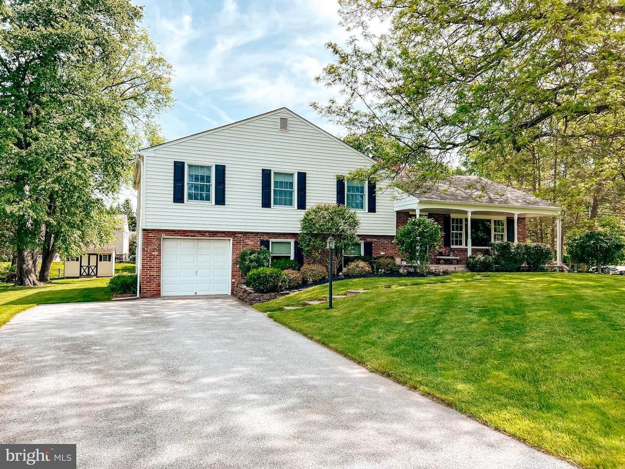 715 Philip Drive - Photo 1