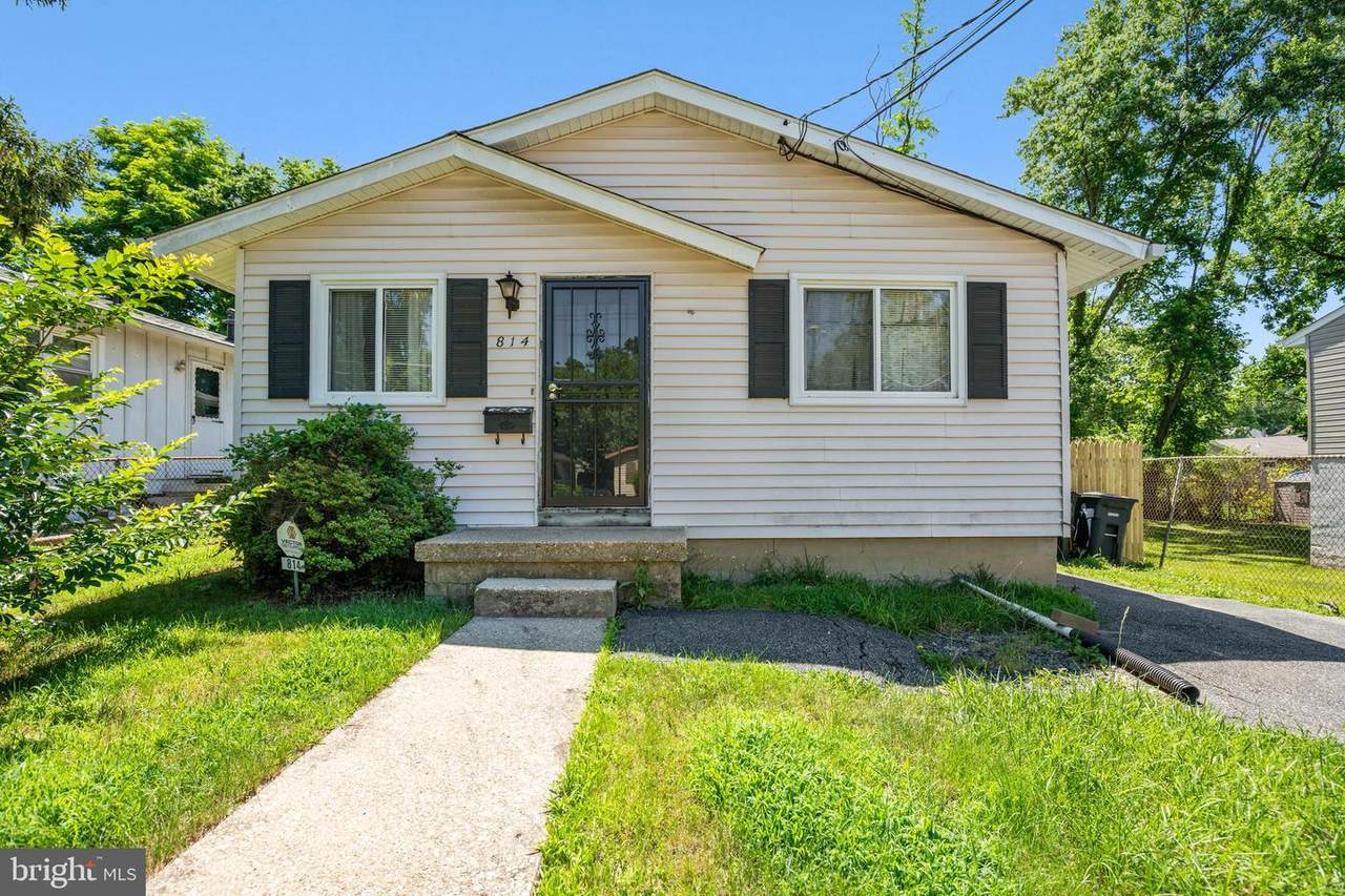 814 Clovis Avenue - Photo 1