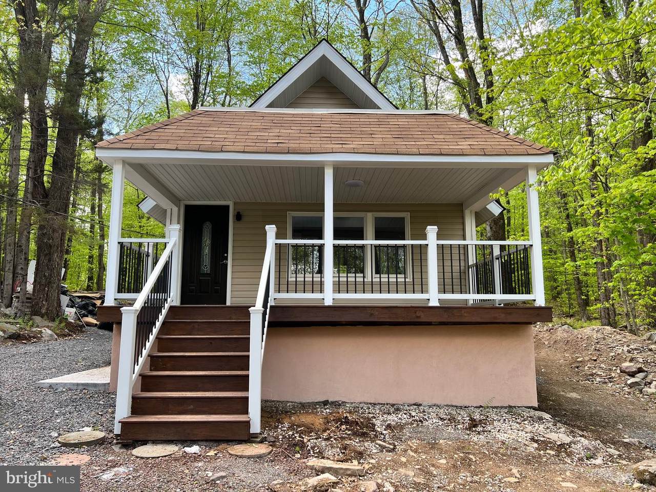 1154 Arrowhead Drive - Photo 1