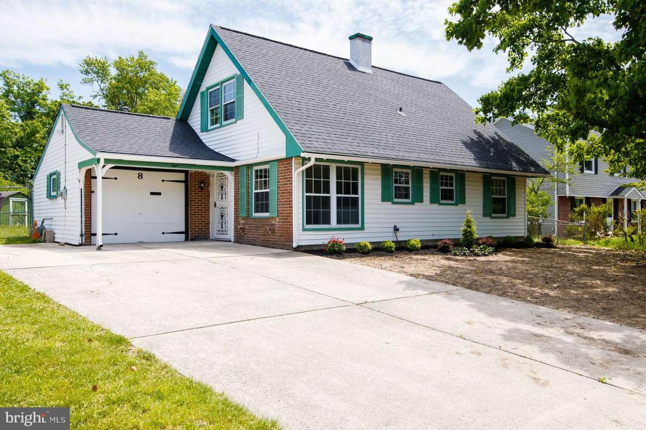 8 Buckingham Drive - Photo 1