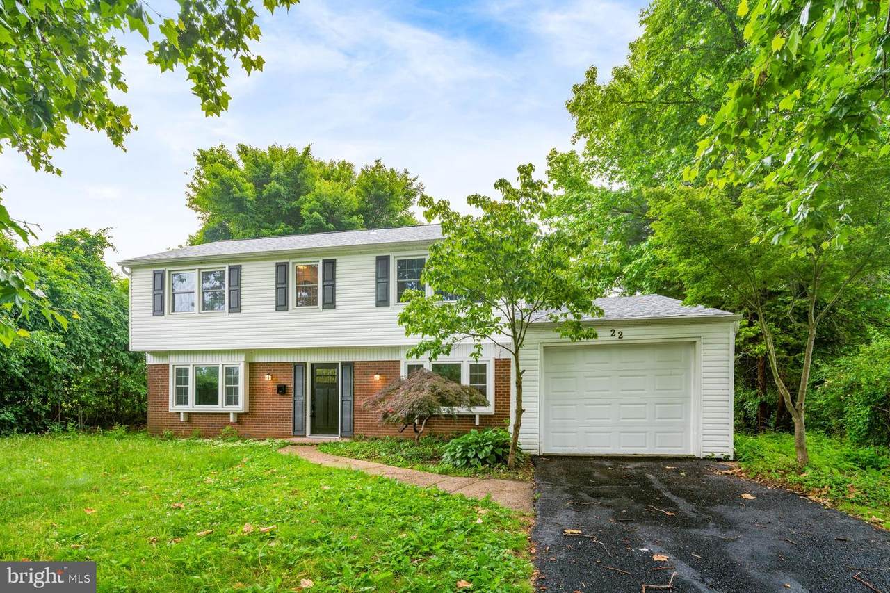 22 Hudson Place - Photo 1