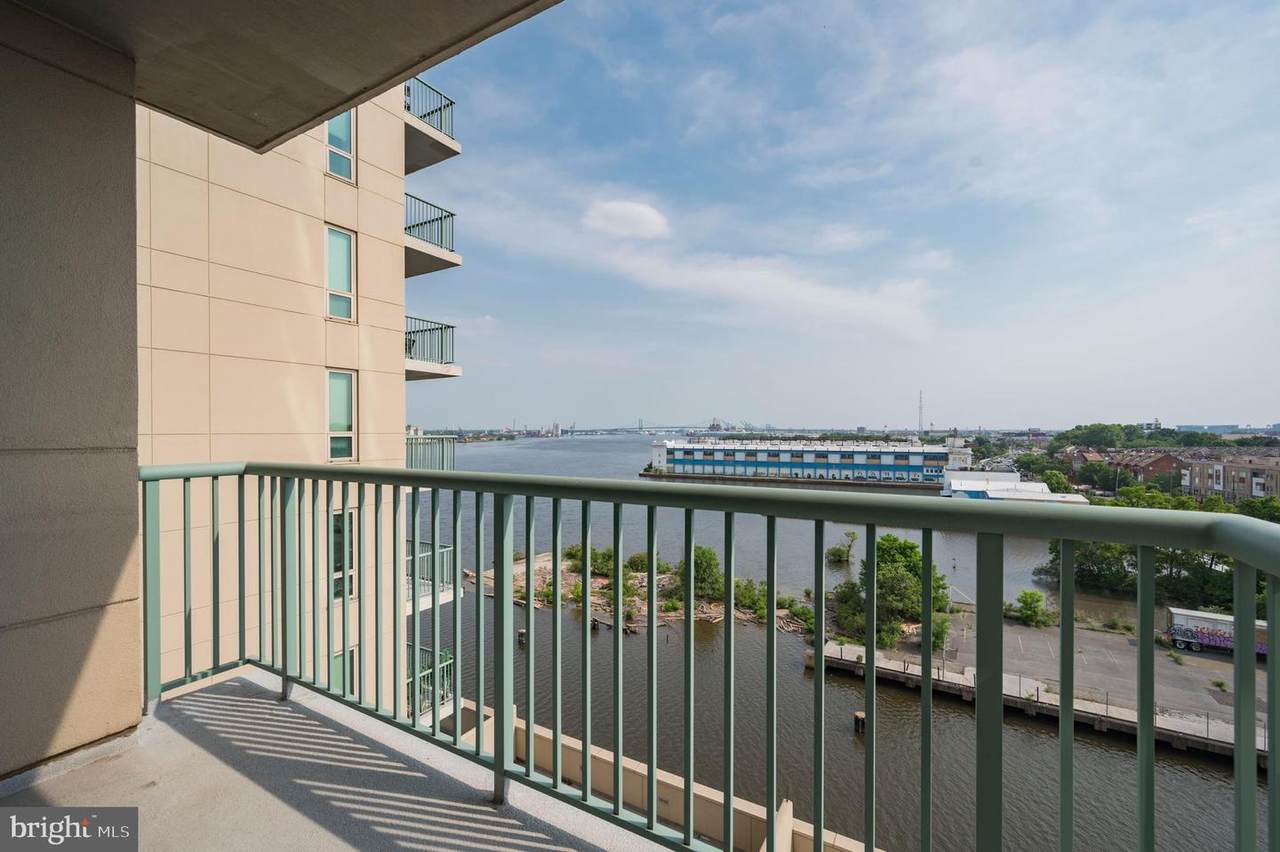 717 Columbus Boulevard - Photo 1