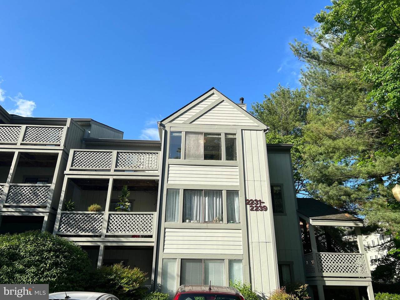 2239 Hunters Run Drive - Photo 1