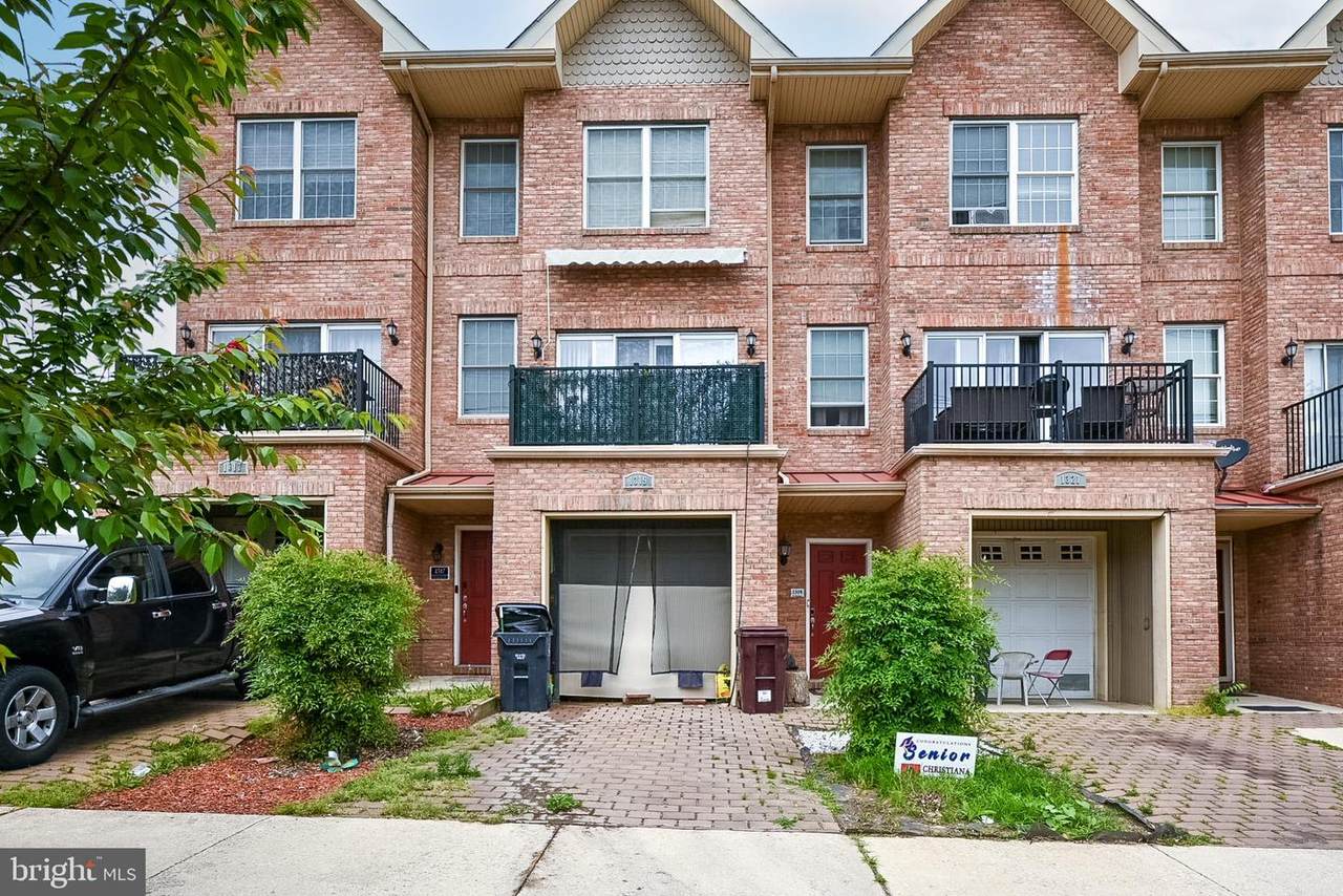 1319 Claymont Street - Photo 1