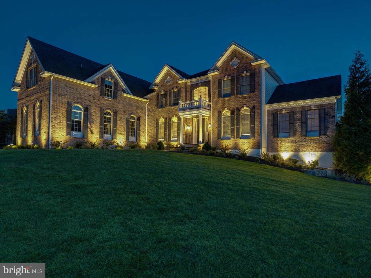 7 Pin Oak Drive - Photo 1