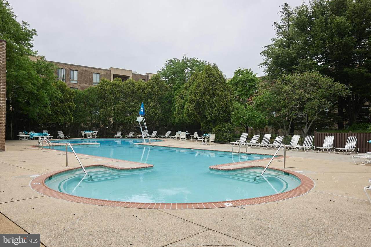 801 Howard Street - Photo 1
