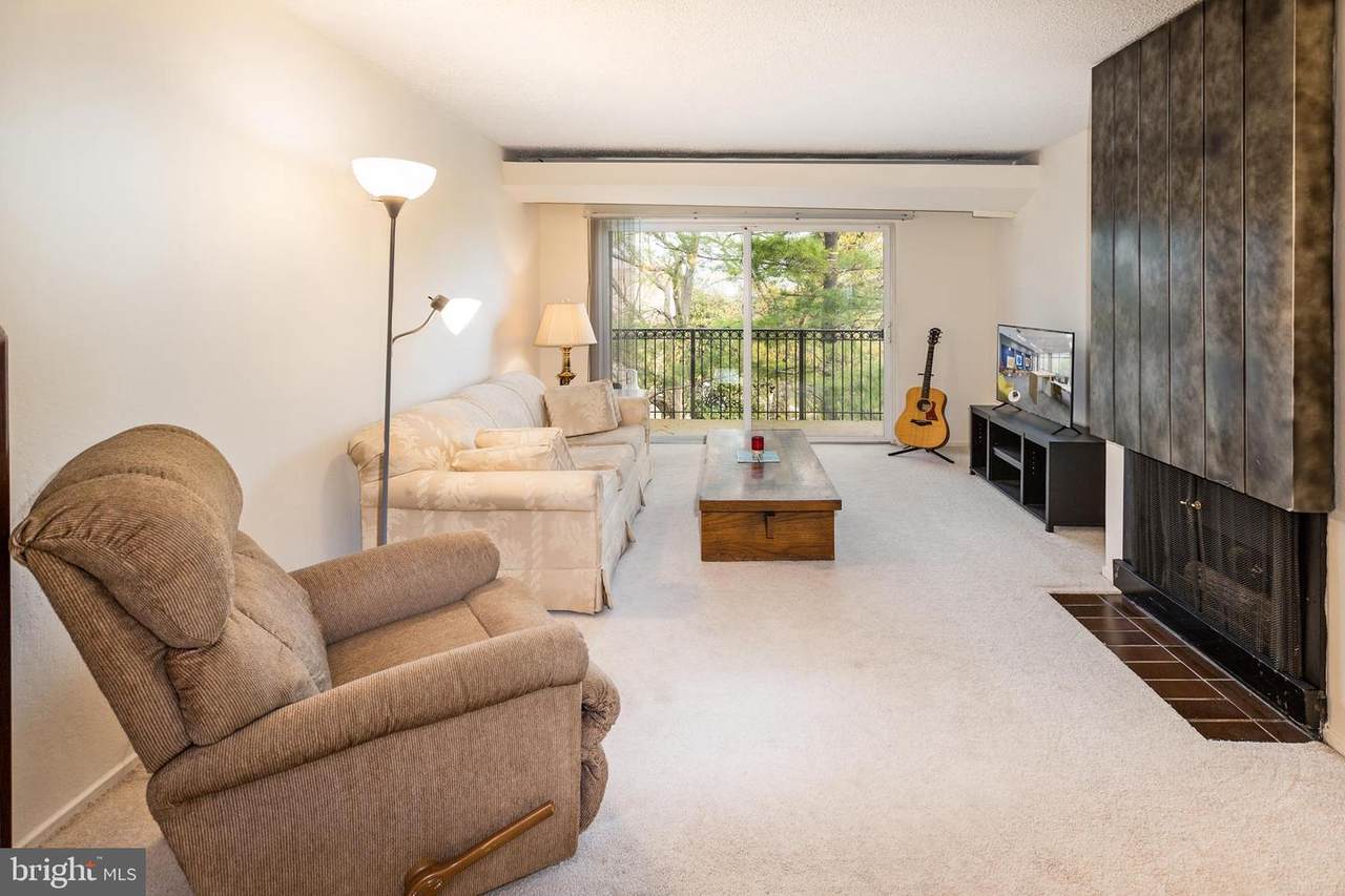 60 Van Dorn Street - Photo 1