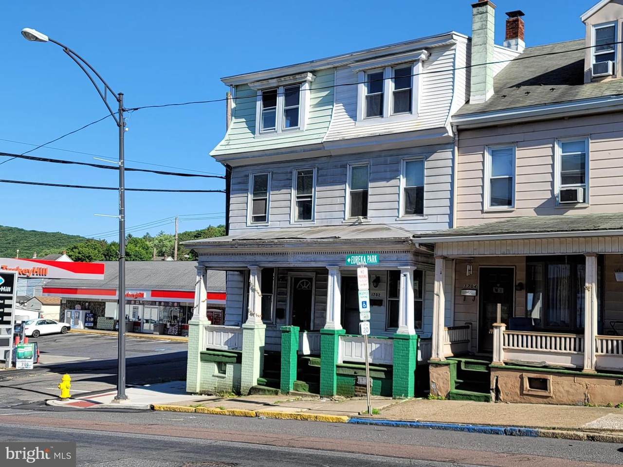 1702 Centre Street - Photo 1