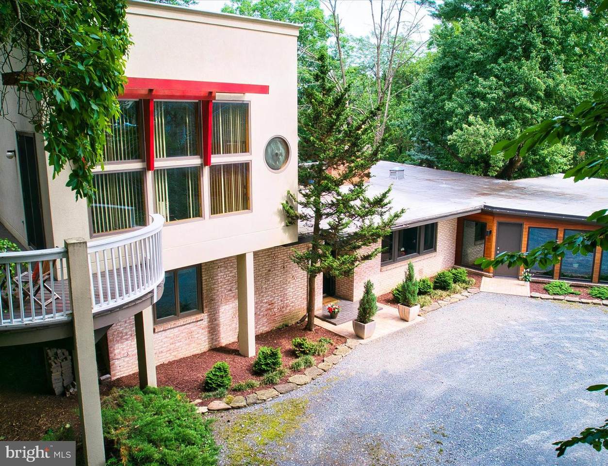6003 Alynwood Drive - Photo 1