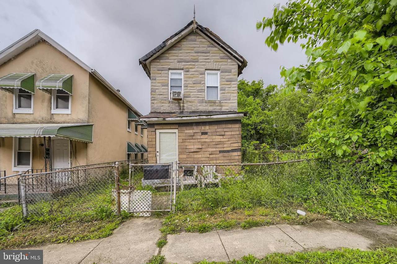 1445 Montpelier Street - Photo 1