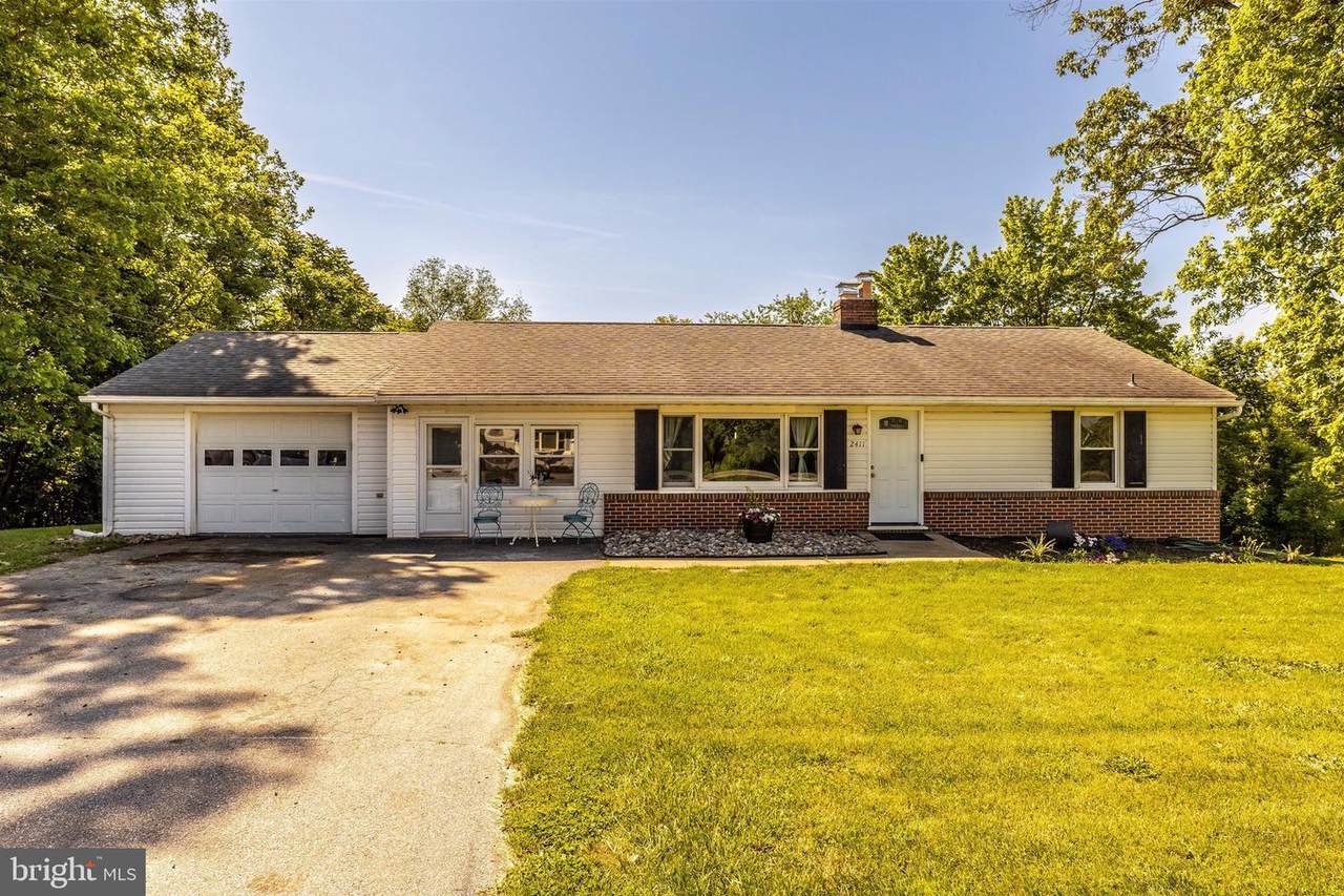 2411 Old New Windsor Pike - Photo 1