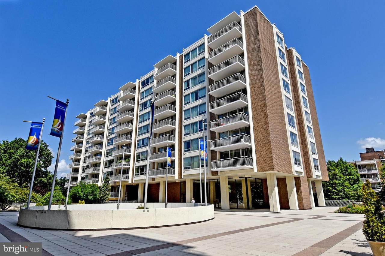 1425 4TH Street - Photo 1