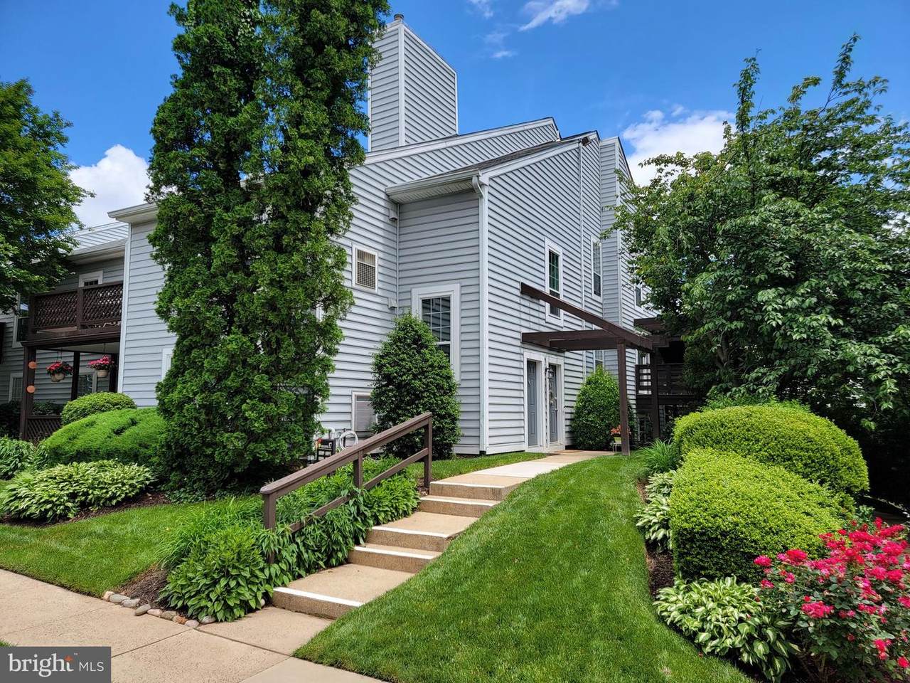 10091 Oakton Terrace Road - Photo 1