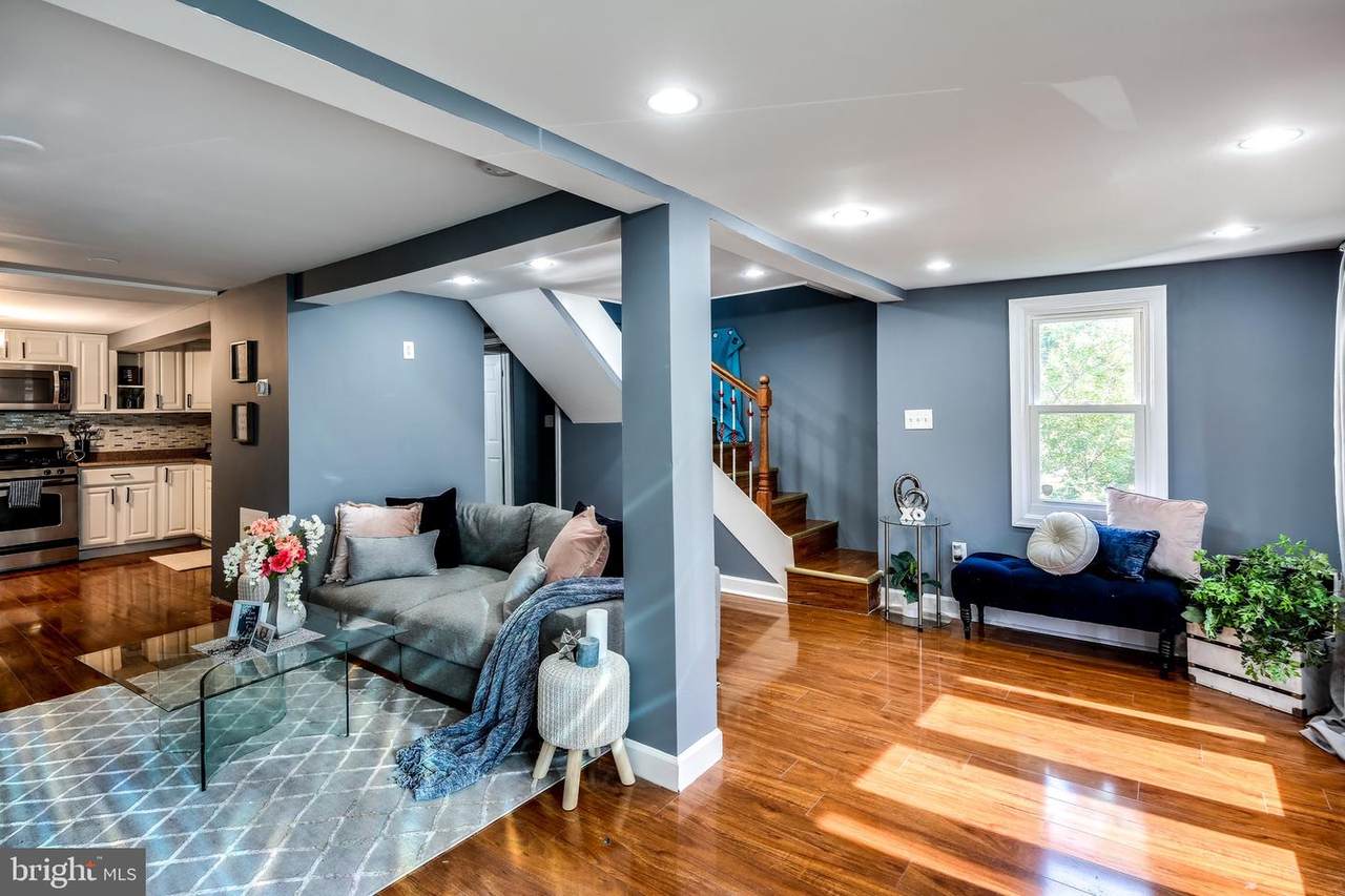 2111 Boundary Avenue - Photo 1