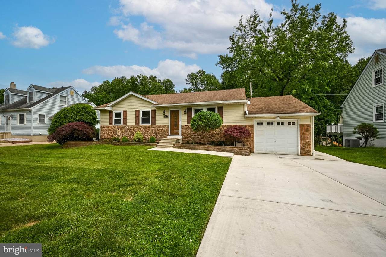 30 Thomas Jefferson Boulevard - Photo 1