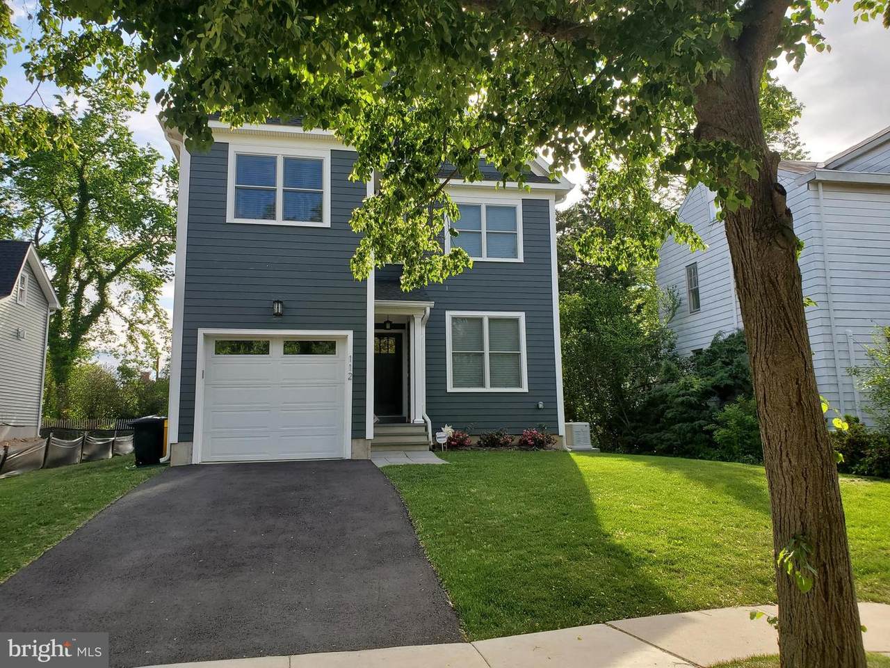 112 Linden Lane - Photo 1