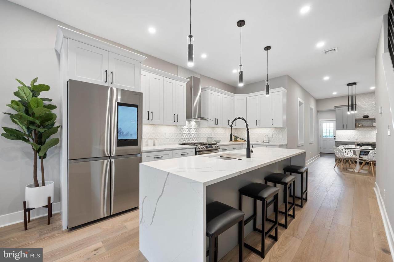 4126 Manayunk Avenue - Photo 1