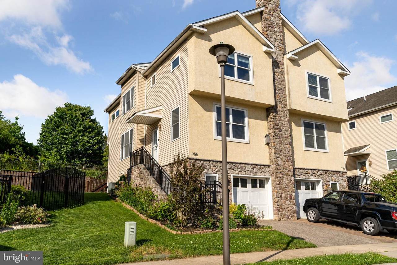 708 Valley Green Court - Photo 1