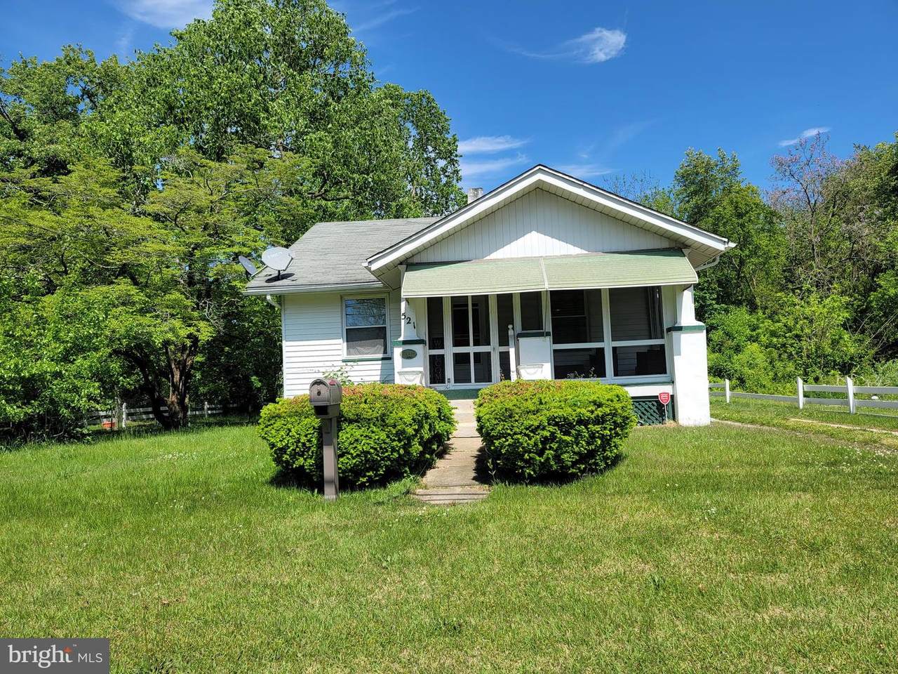 521 South Avenue - Photo 1