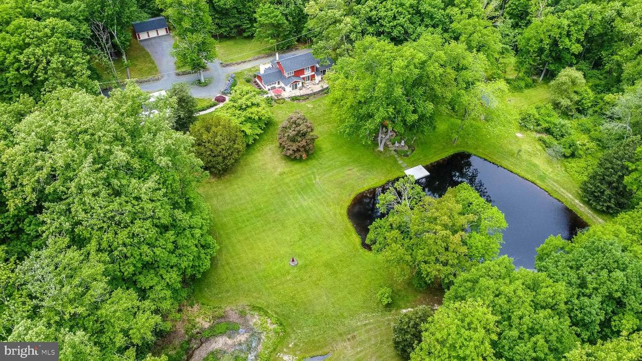 105 Woodland Drive - Photo 1