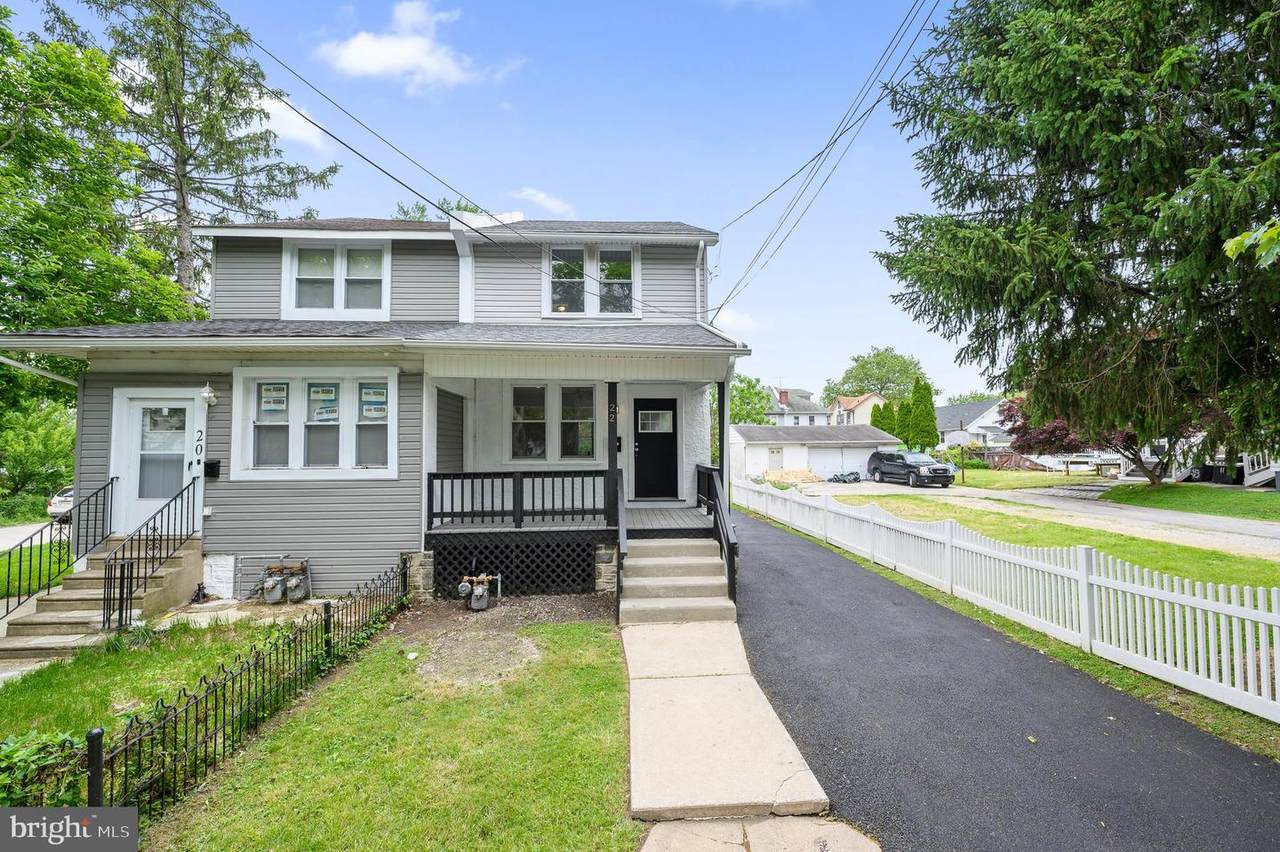 22 Lexington Avenue - Photo 1