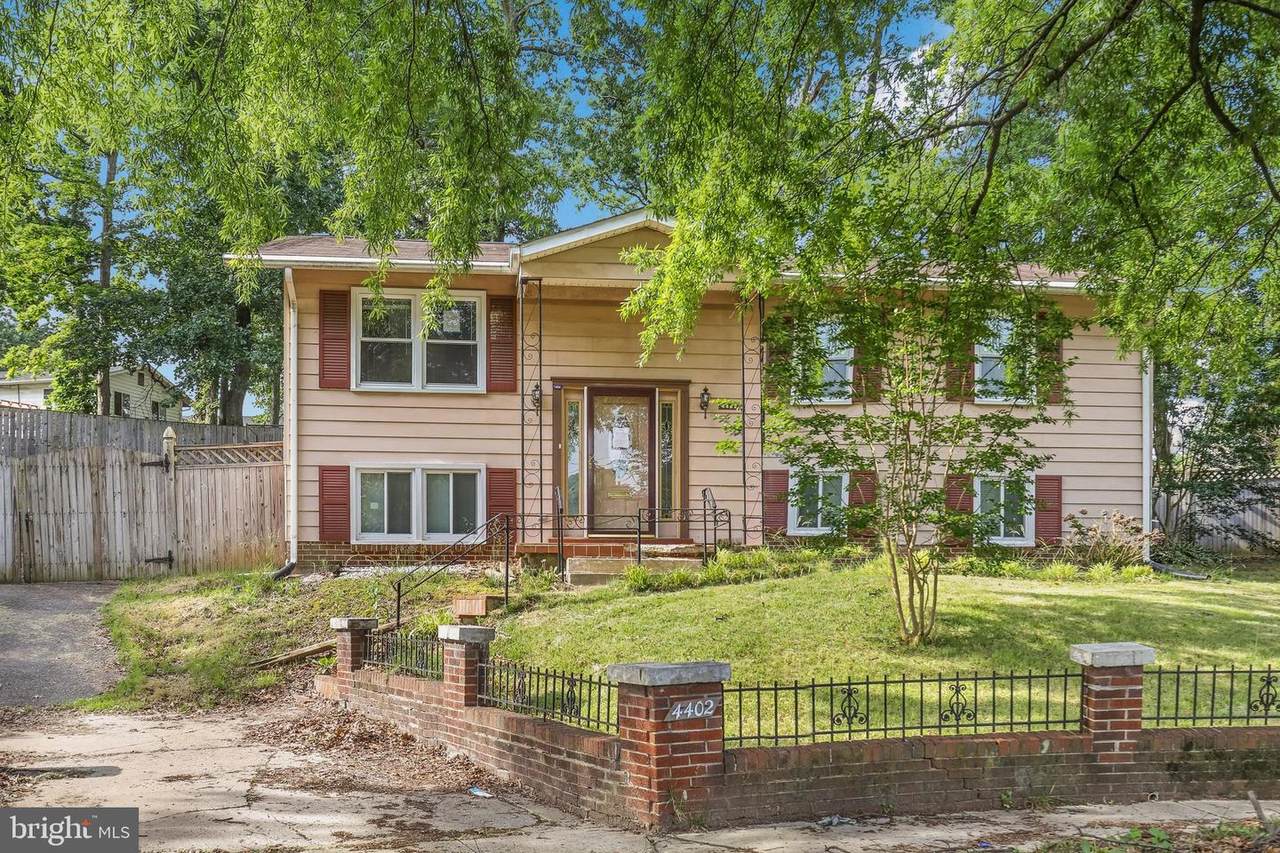4402 Braeside Court - Photo 1