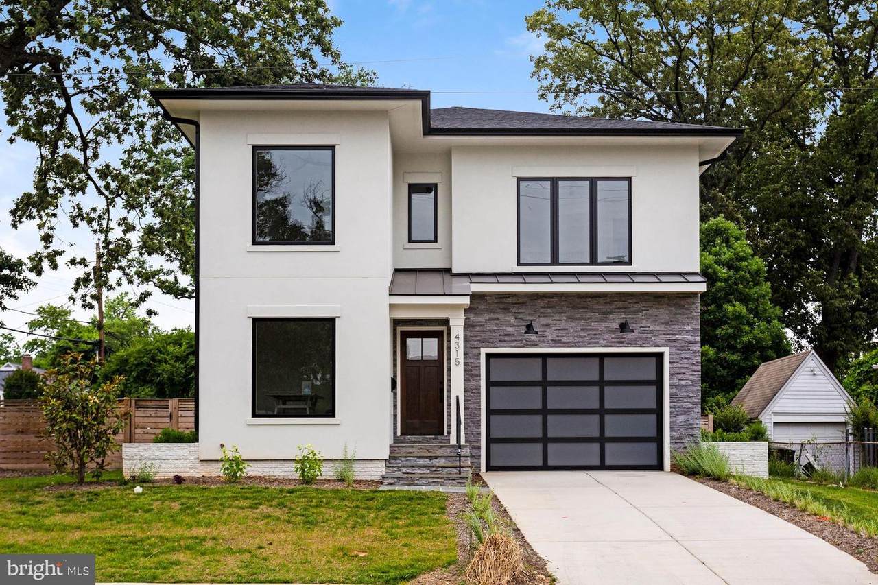 4315 15TH Street - Photo 1