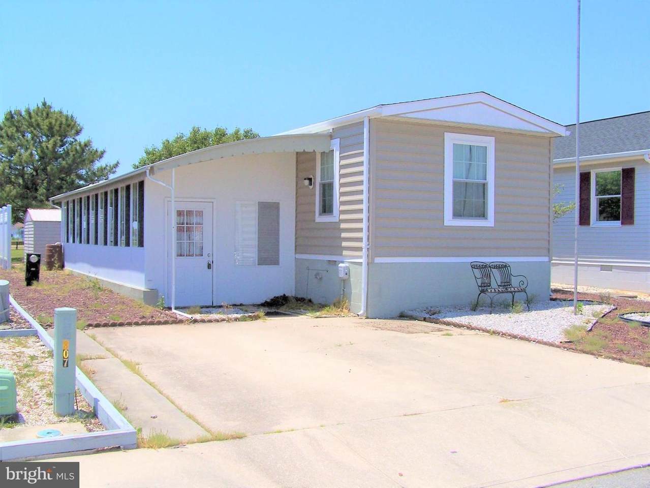 807 Gulf Stream Drive - Photo 1